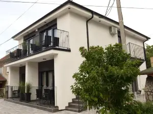 9 Apartments