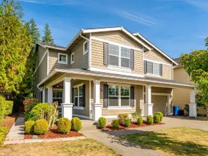 Family-Friendly 5Br Home in Redmond