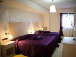 호텔 미라마레 코릴리아노 칼라브로