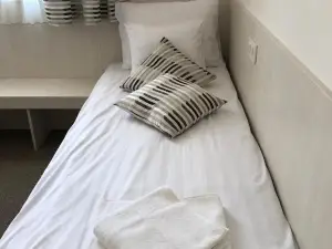 Kerekes Panzio es Etterem