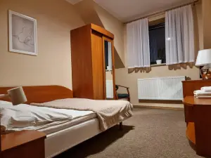 Hotel Jola