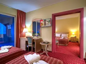 Angelika Pallas Hotel