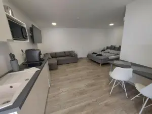 Belvárosi apartmanház 2
