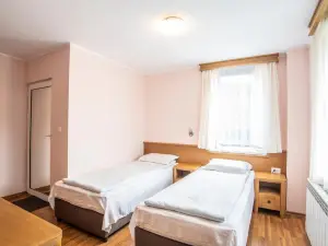 Guest House Roden Dom