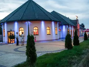 Zajazd Orchidea - Restauracja & Hotel 24h