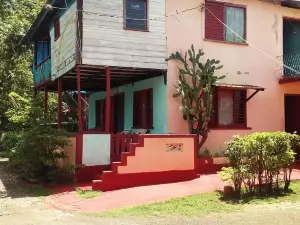 Shades Cottage Guesthouse