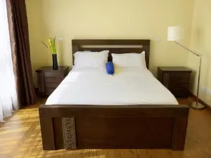 Royal Pine Cottages