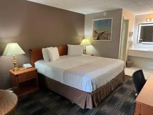 South Shore Inn