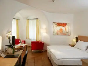 Wesenufer – Hotel & Seminarkultur an der Donau