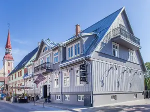 Frost Boutique Hotel