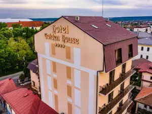 Hotel Golden House