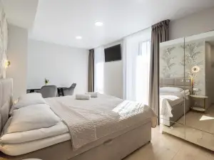 Dharma Stay Apartamentai su Terasa ir Vaizdu į miestą