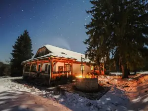 Dobrica Hunting Lodge