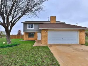 Lazy Boho Resort: Roomy Lux. Home w/ Private Pool