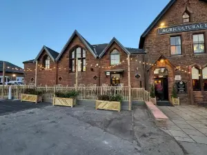 Agricultural Inn