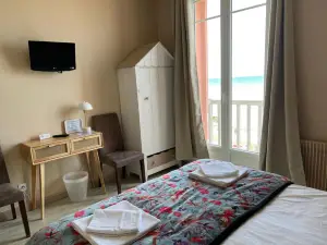 La Maison Des Galets sur le front de mer