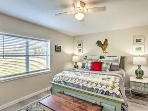 Walk to Cedar Creek Reservoir Home with Fire Pit!