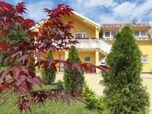 Golden House Apartments