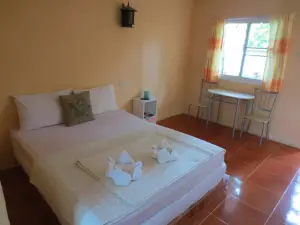 Ban Tonnam Resort