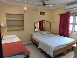 Gopi Guest House