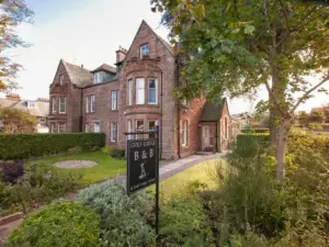 Golf Lodge Bed & Breakfast