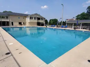 Spacious 4Br Villa w/ Private Pool and Tennis