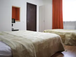 City Hotel