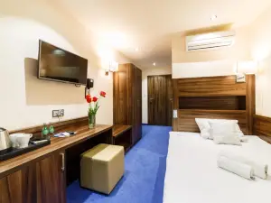 Hotel Sanvit Lake Resort & Spa