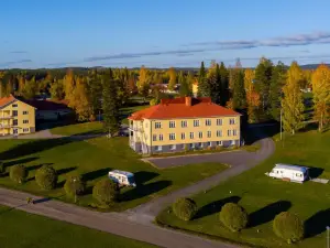 IK Hotel & Camping