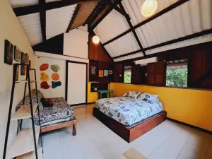 Macondo Hostel