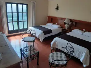 Hotel Posada Santa Bertha
