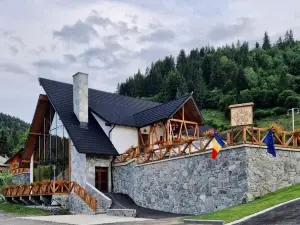 Pensiunea Colț de Rai