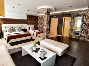 Hotel Acktion