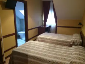 Hotel Nueva Allandesa