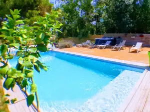Villa Alyzea