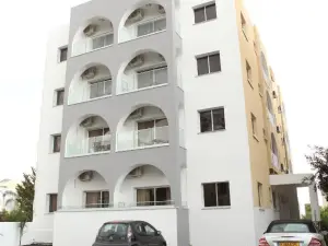 Polyxeni Hotel Apartments
