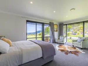 Hilltop Whakaipo Estate
