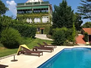 Vila Dos Castanheiros