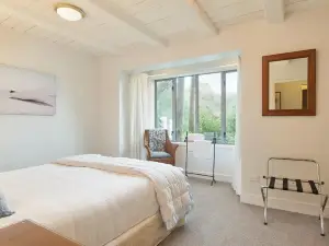 아카로아 빌리지 인