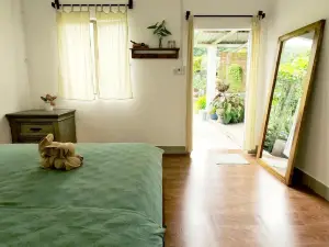 Vườn Nhà Ngoại Garden Homestay