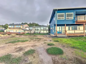 Sanderling Sea Cottages, Unit 2 Walk to Coast!
