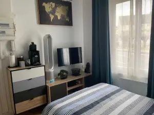 Au Repos de la Croix Rouge - Studios et Apt Tout équipés - Proche Gare