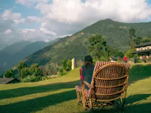 Mountain Lodges of Nepal - Tomijong