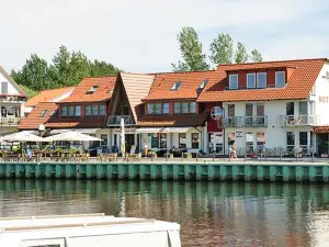 Zur Brücke