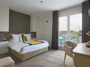 Les Suites - Konine 4 - Hotel & Bar & Restaurant