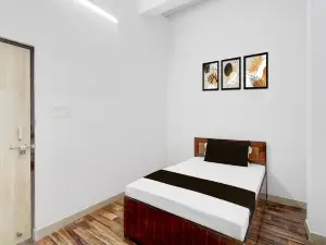 Hotel O Samrat palace
