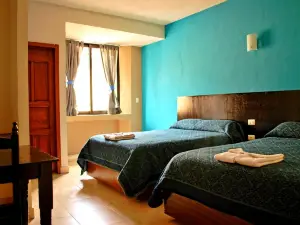 Hotel Real Colonial