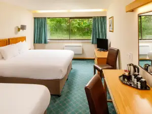 Mercure Livingston Hotel