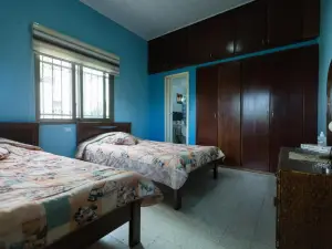 Mresty Guest House