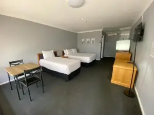 โอลด์เมทแลนด์อินน์